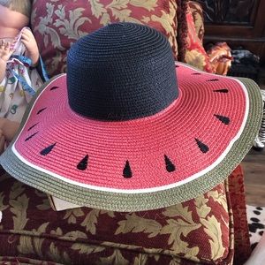 Hat by Lucky 7